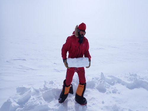 P5270766-contruyendo-muro-de-hielo