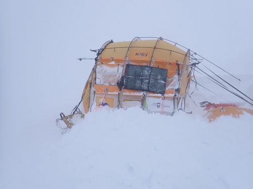 P5280776-las-tiendas-aguantaron-la-tormenta